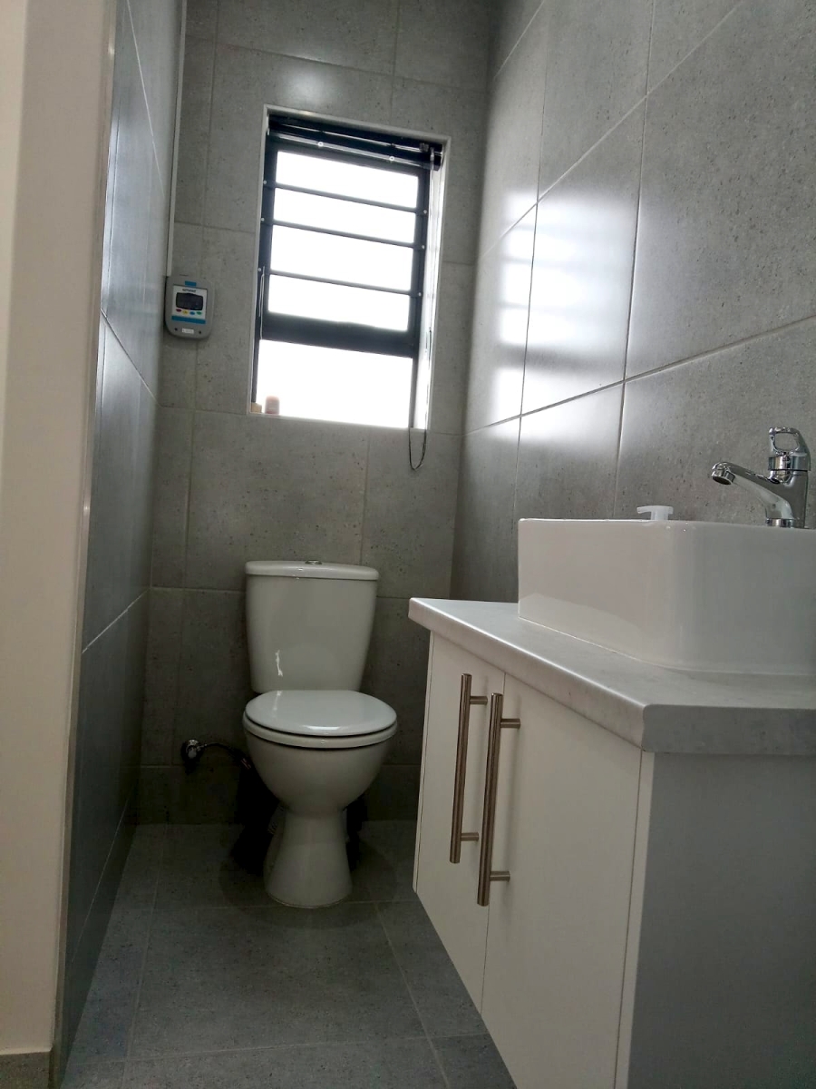 2 Bedroom Property for Sale in Harbour Heights Western Cape